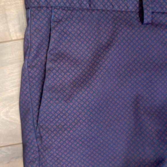 Michael Kors Men’s Patterned Shorts 38 Blue Red Geometric Print - Picture 4 of 13